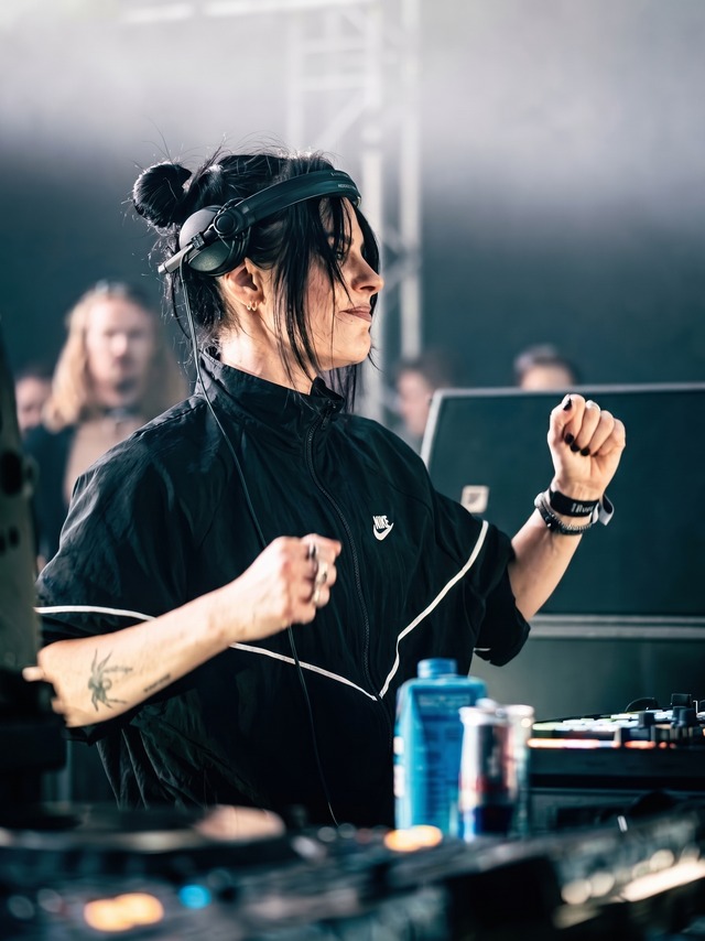 REBEKAH VUELVE A BASEL CON REBELS